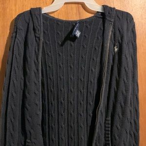 Use polo zip sweater